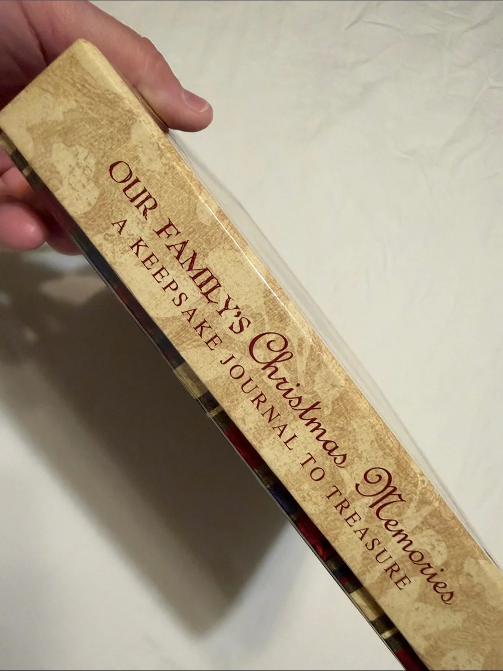 Christmas Memories Keepsake Journal for Families - Beige & Red